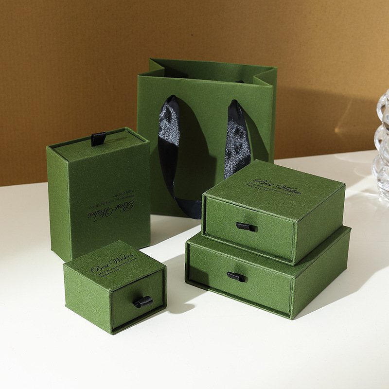 Multi-specificatie en meerkleurige ring geschenkdoos