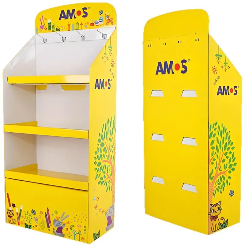 Briefpapier voor kinderen Kartonnen displaystandaard Een nieuw schema creëren voor een leuke display voor kinderen in de supermarkt