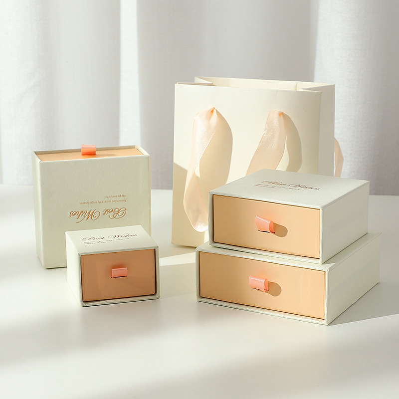Witte poederlade sieraden opslagring cadeaubak